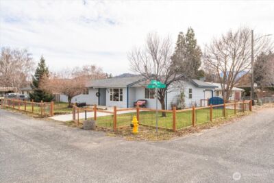 902 Ivy Avenue , Cashmere, WA 98815
