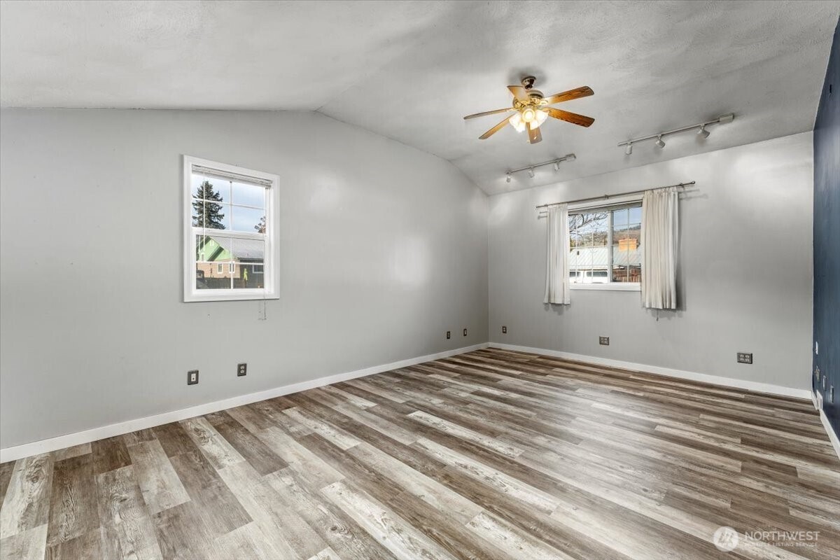 902 Ivy Avenue , Cashmere, WA 98815