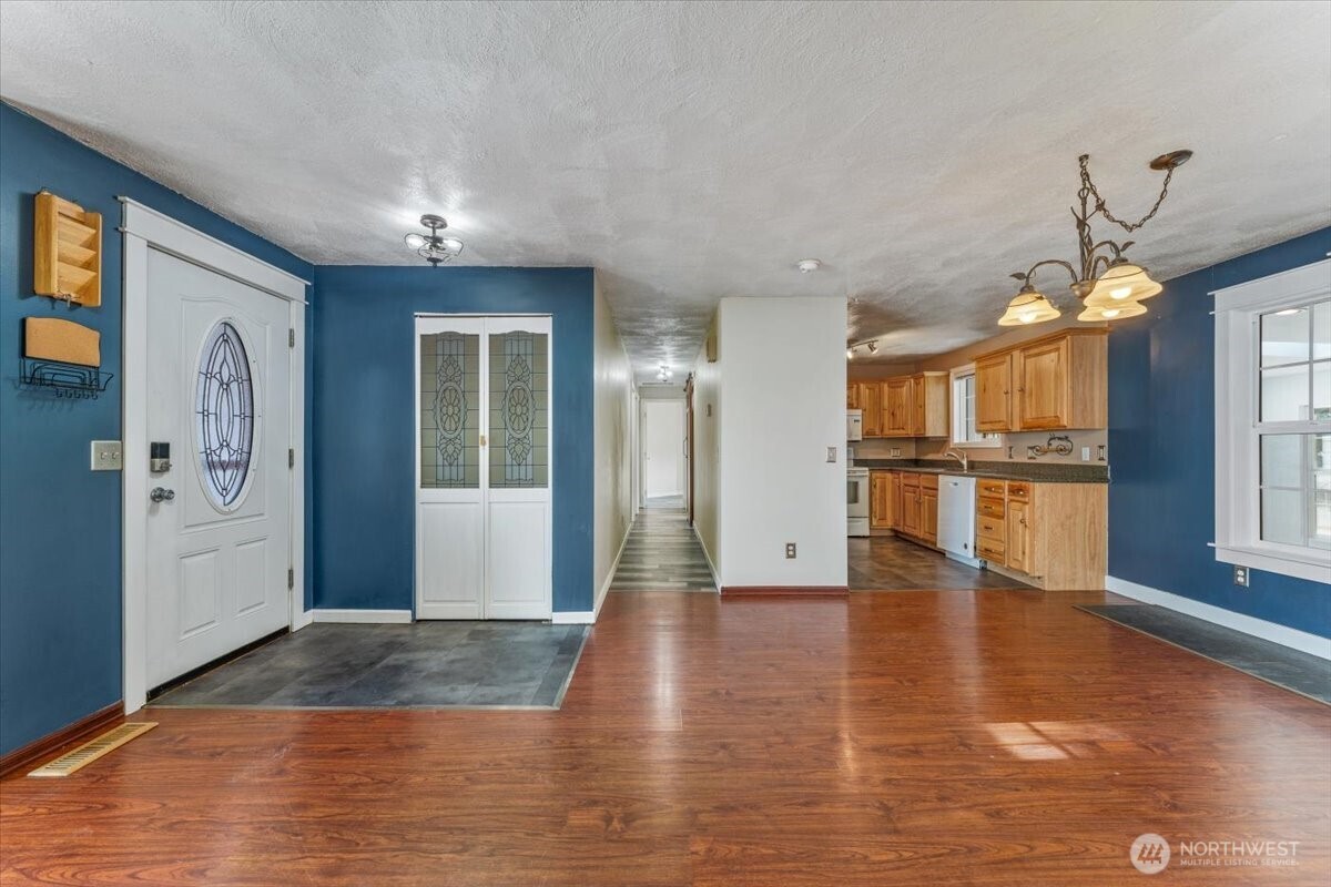 902 Ivy Avenue , Cashmere, WA 98815