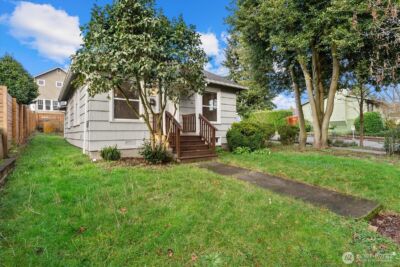 7361 17th Avenue NW, Seattle, WA 98117-5422