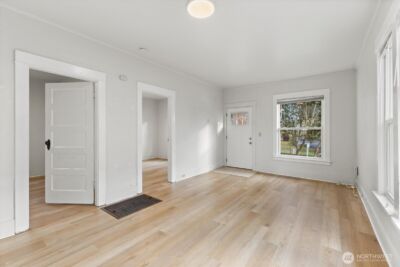 7361 17th Avenue NW, Seattle, WA 98117-5422 - Photo 13