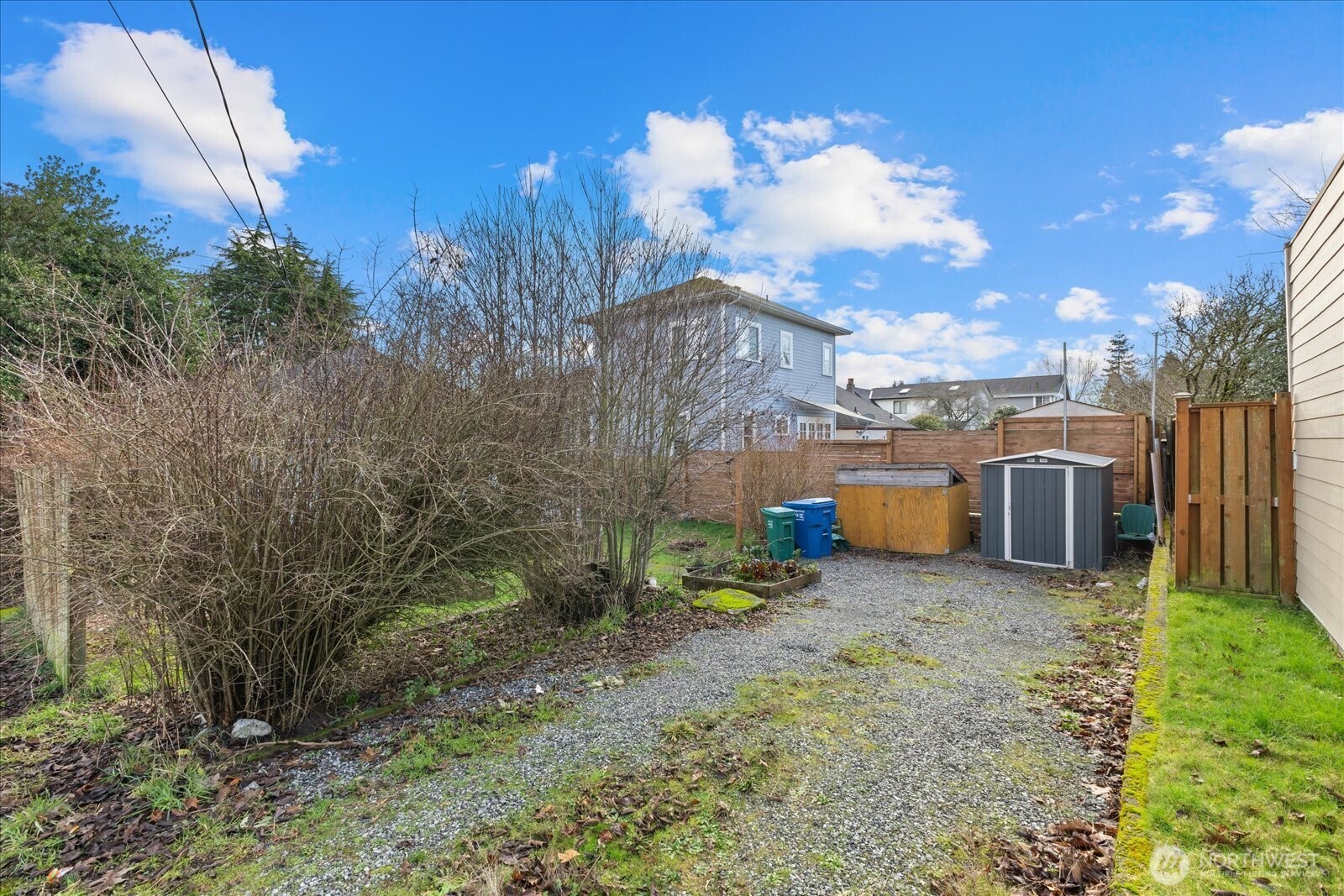 7361 17th Avenue NW, Seattle, WA 98117-5422