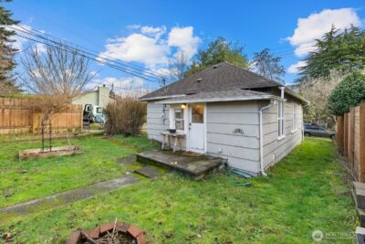 7361 17th Avenue NW, Seattle, WA 98117-5422 - Photo 18