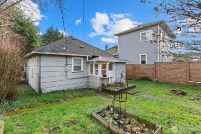 7361 17th Avenue NW, Seattle, WA 98117-5422 - Photo 3