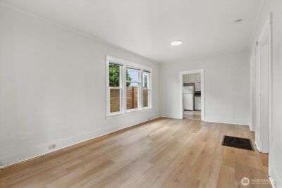 7361 17th Avenue NW, Seattle, WA 98117-5422 - Photo 7