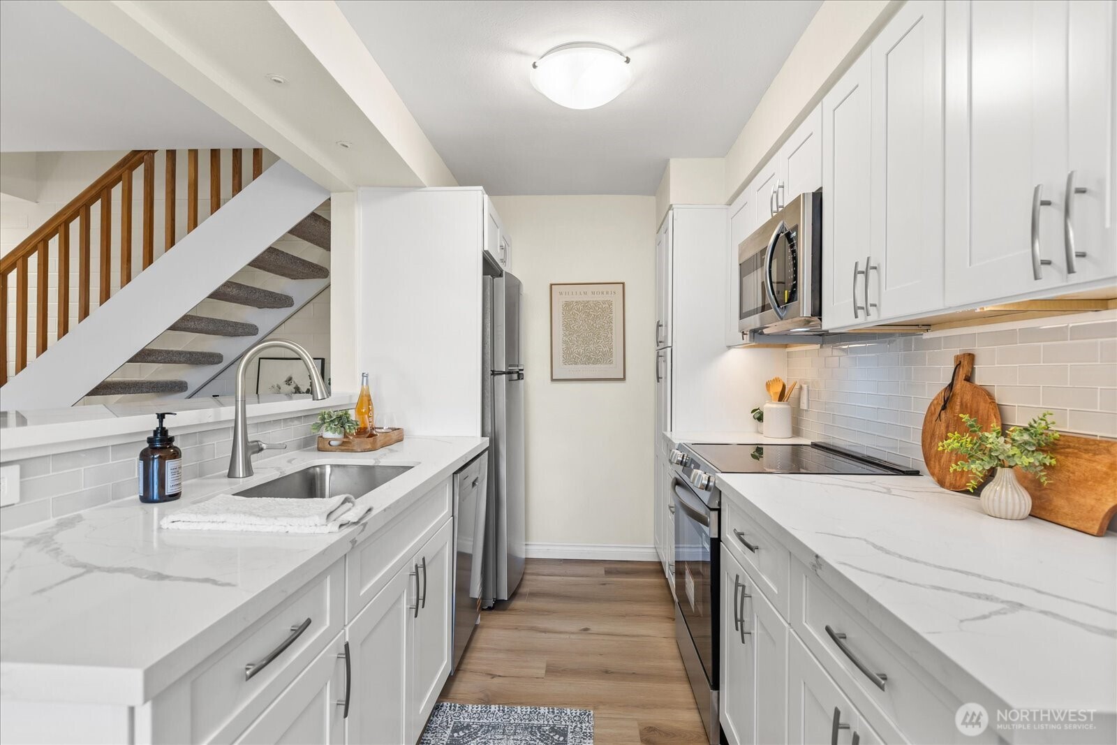 410 214th Street SW #B, Bothell, WA 98021