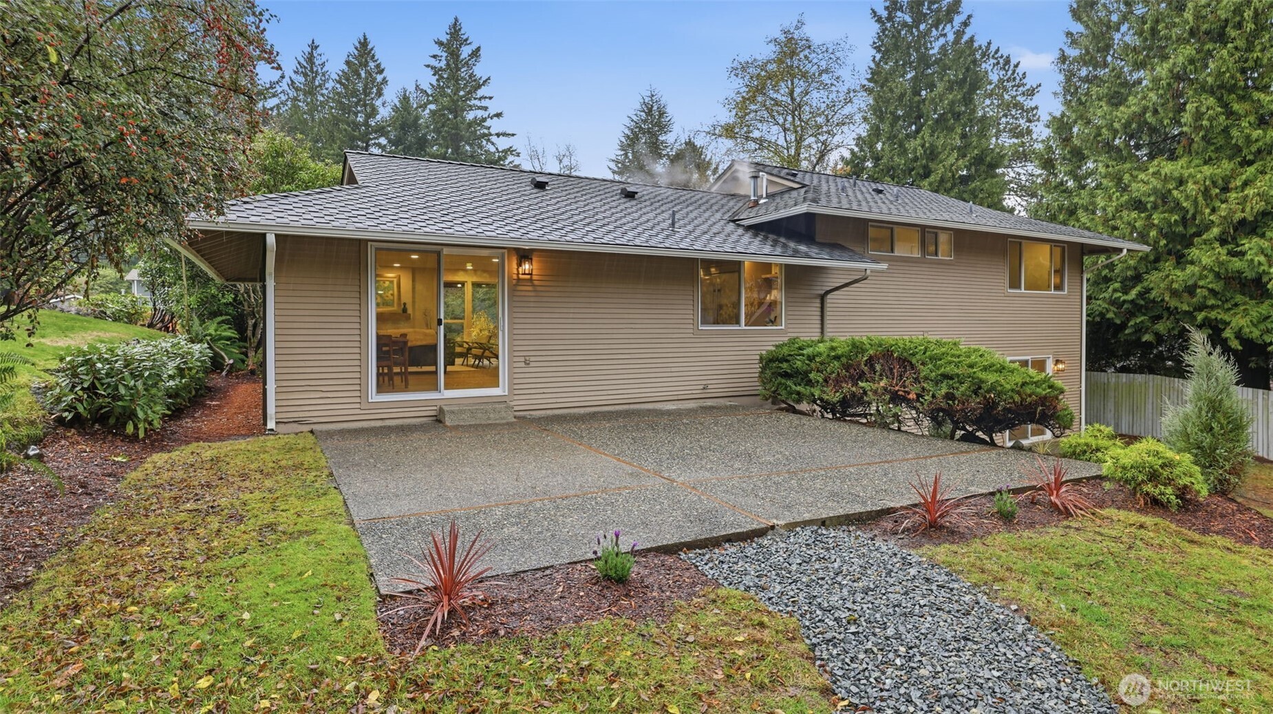 14837 SE Fairwood Boulevard , Renton, WA 98058
