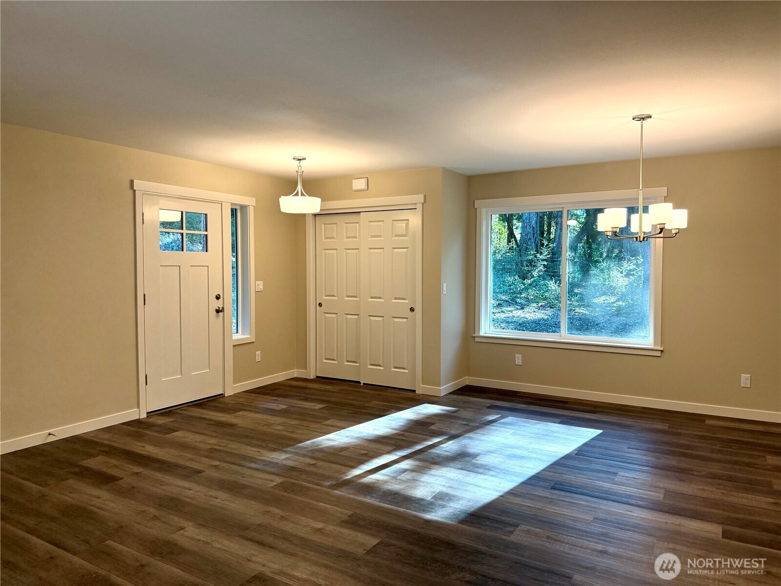 8912 126th Avenue Ct , Anderson Island, WA 98303