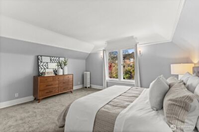 307 W Highland Drive , Seattle, WA 98119 - Photo 17