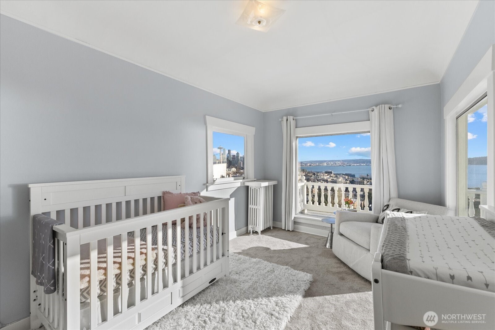 307 W Highland Drive , Seattle, WA 98119