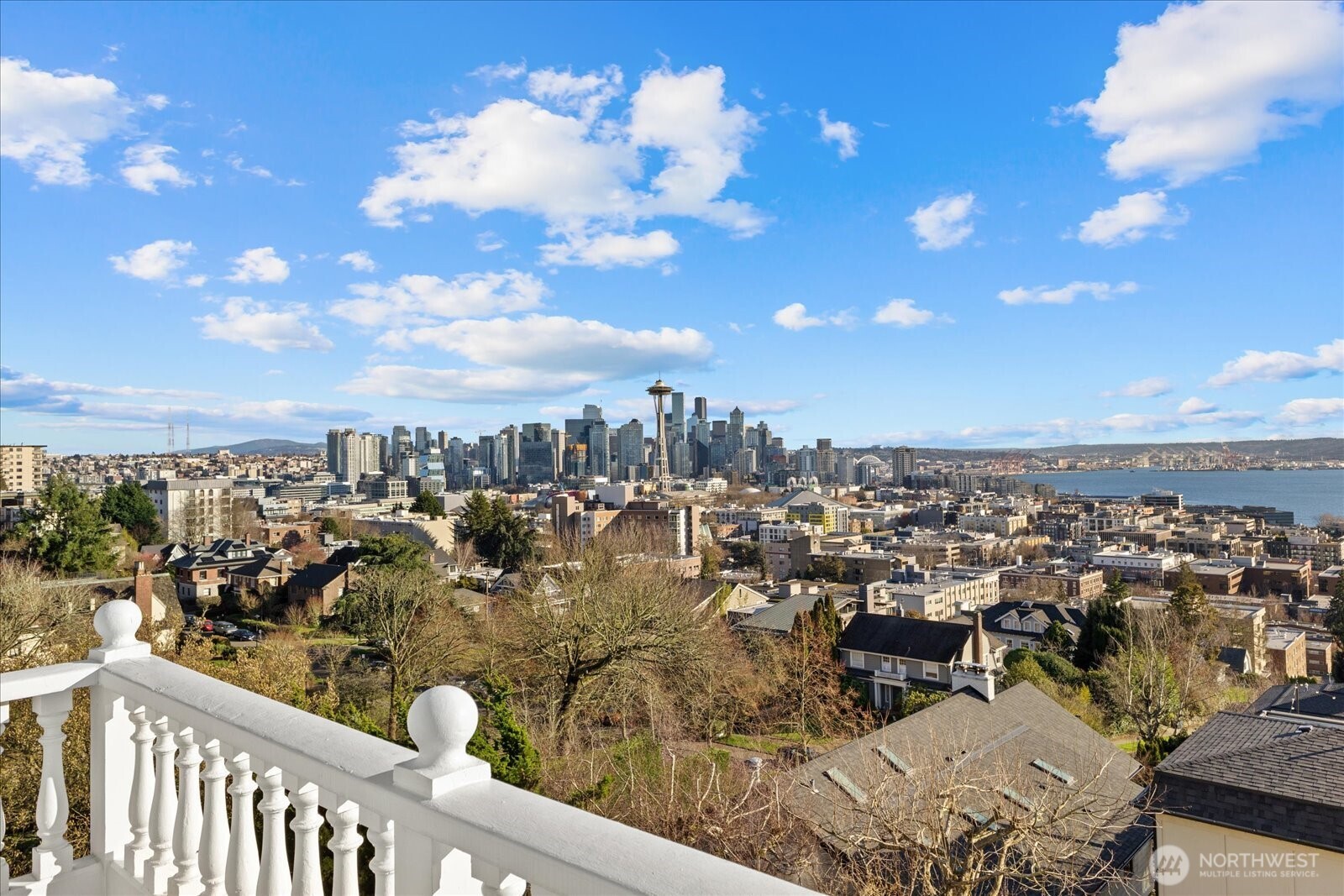 307 W Highland Drive , Seattle, WA 98119