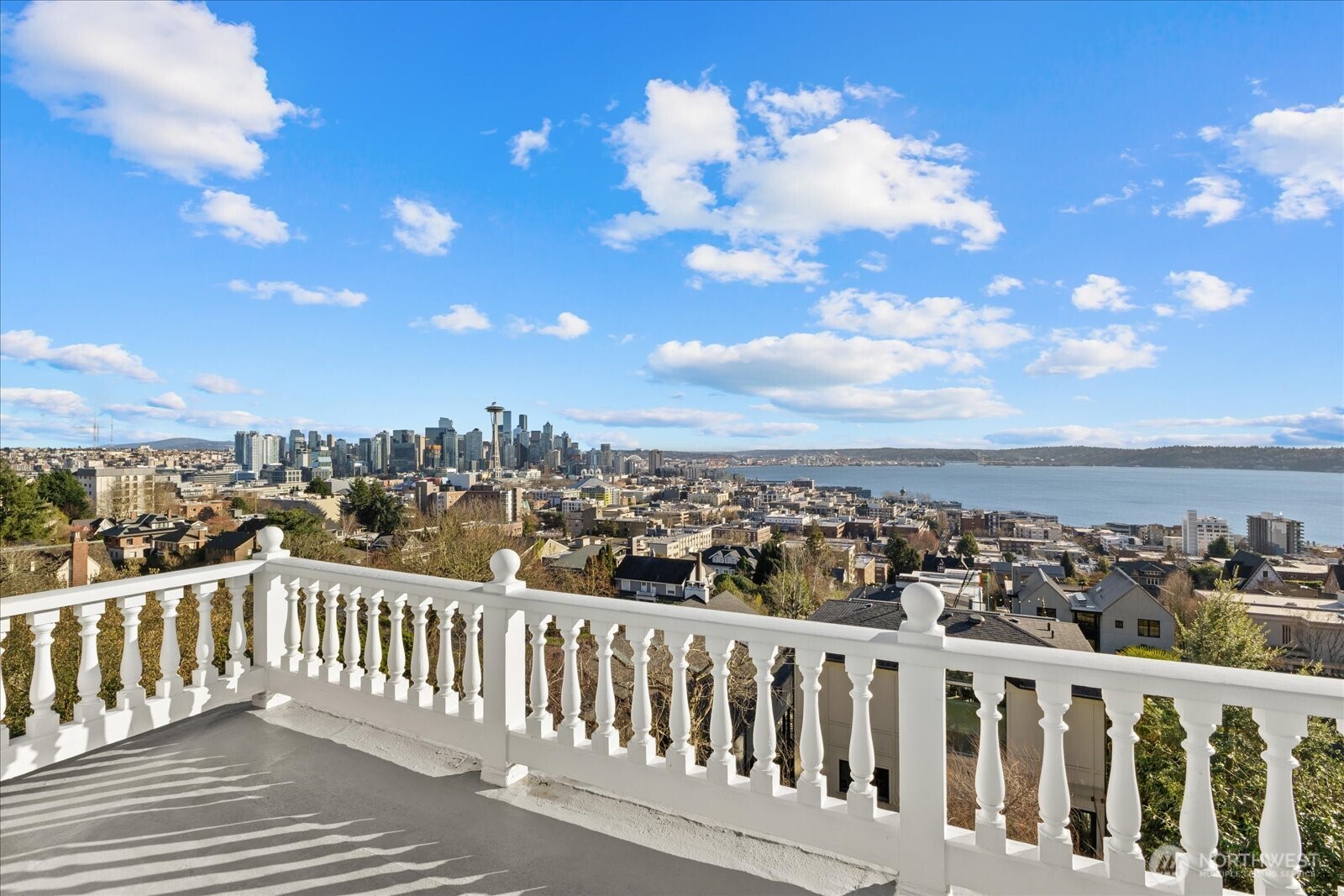 307 W Highland Drive , Seattle, WA 98119