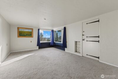 307 W Highland Drive , Seattle, WA 98119 - Photo 31