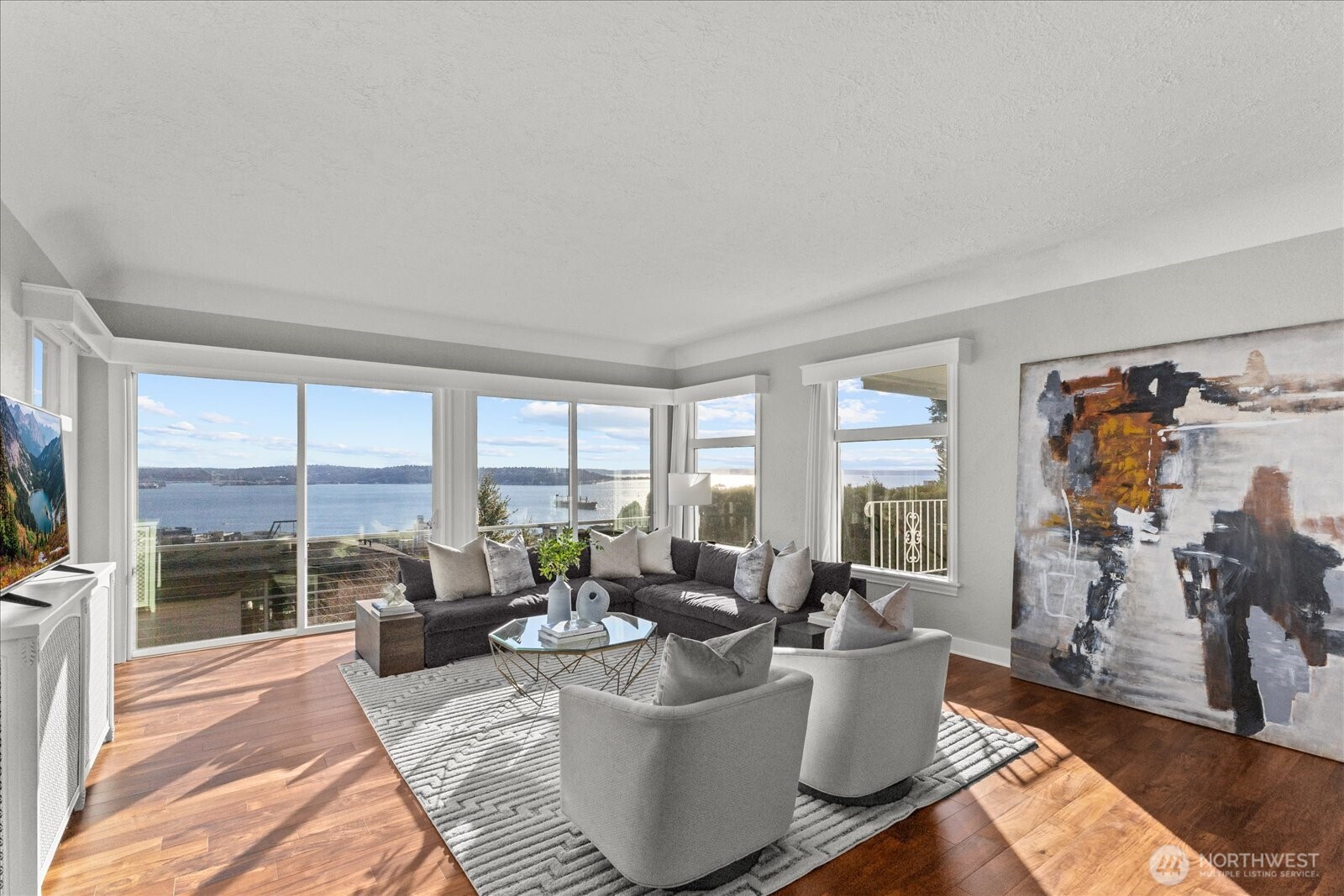 307 W Highland Drive , Seattle, WA 98119