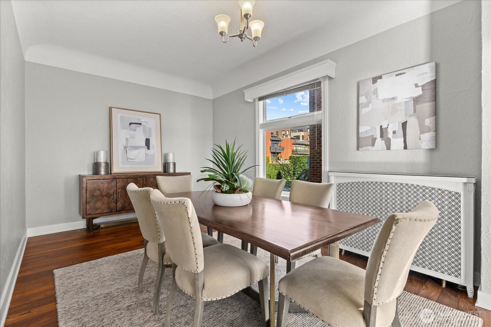 307 W Highland Drive , Seattle, WA 98119