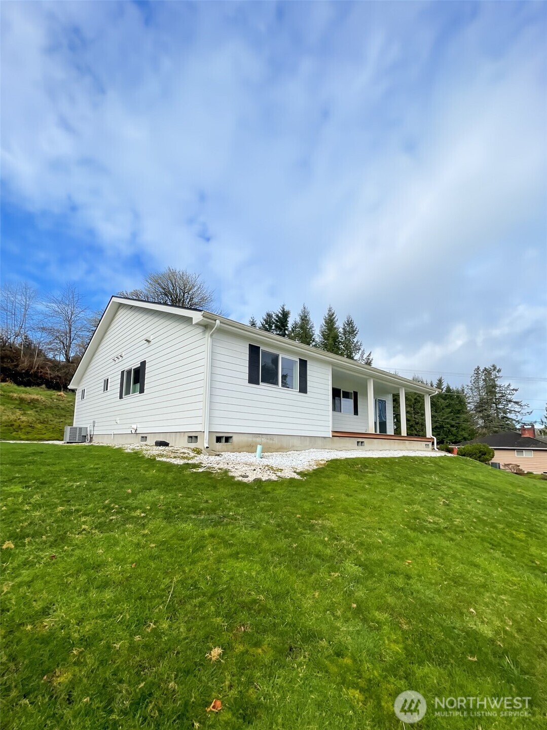 600 Harrison Street N, South Bend, WA 98586