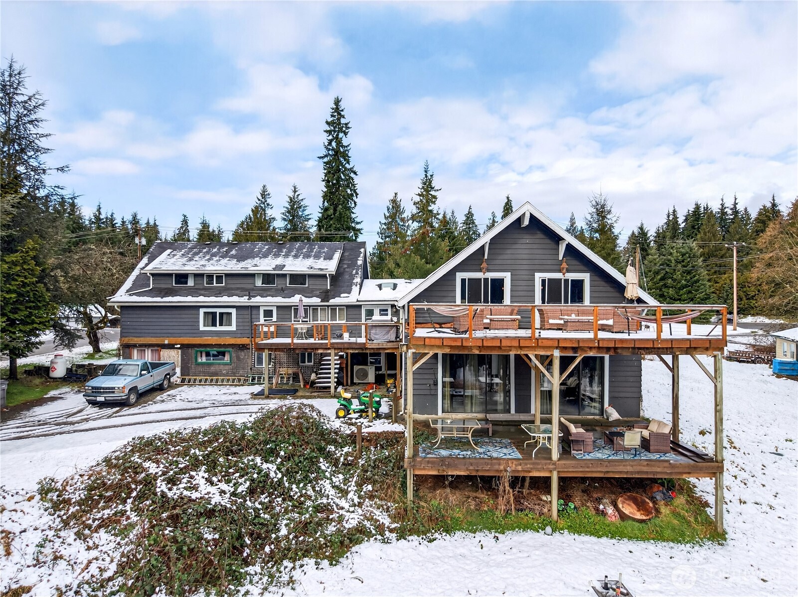 18330 Crooked Mile Road , Granite Falls, WA 98252