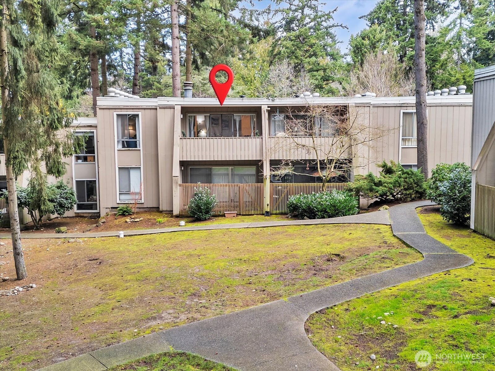 4813 180th Street SW #C202, Lynnwood, WA 98037-3633