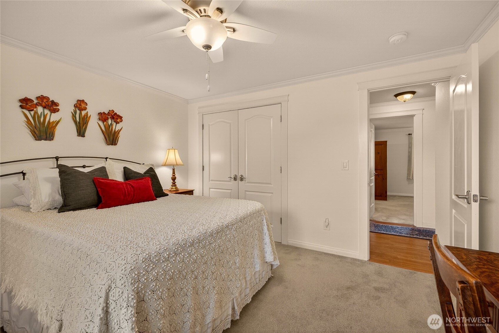 1484 Elmwood Street , Wenatchee, WA 98801-1111