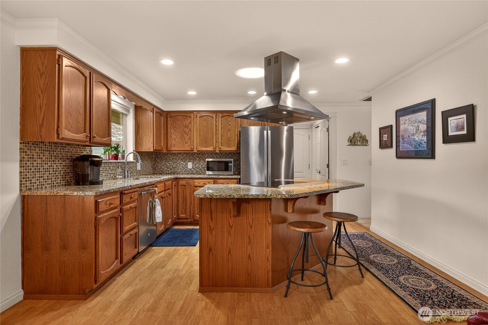 1484 Elmwood Street , Wenatchee, WA 98801-1111