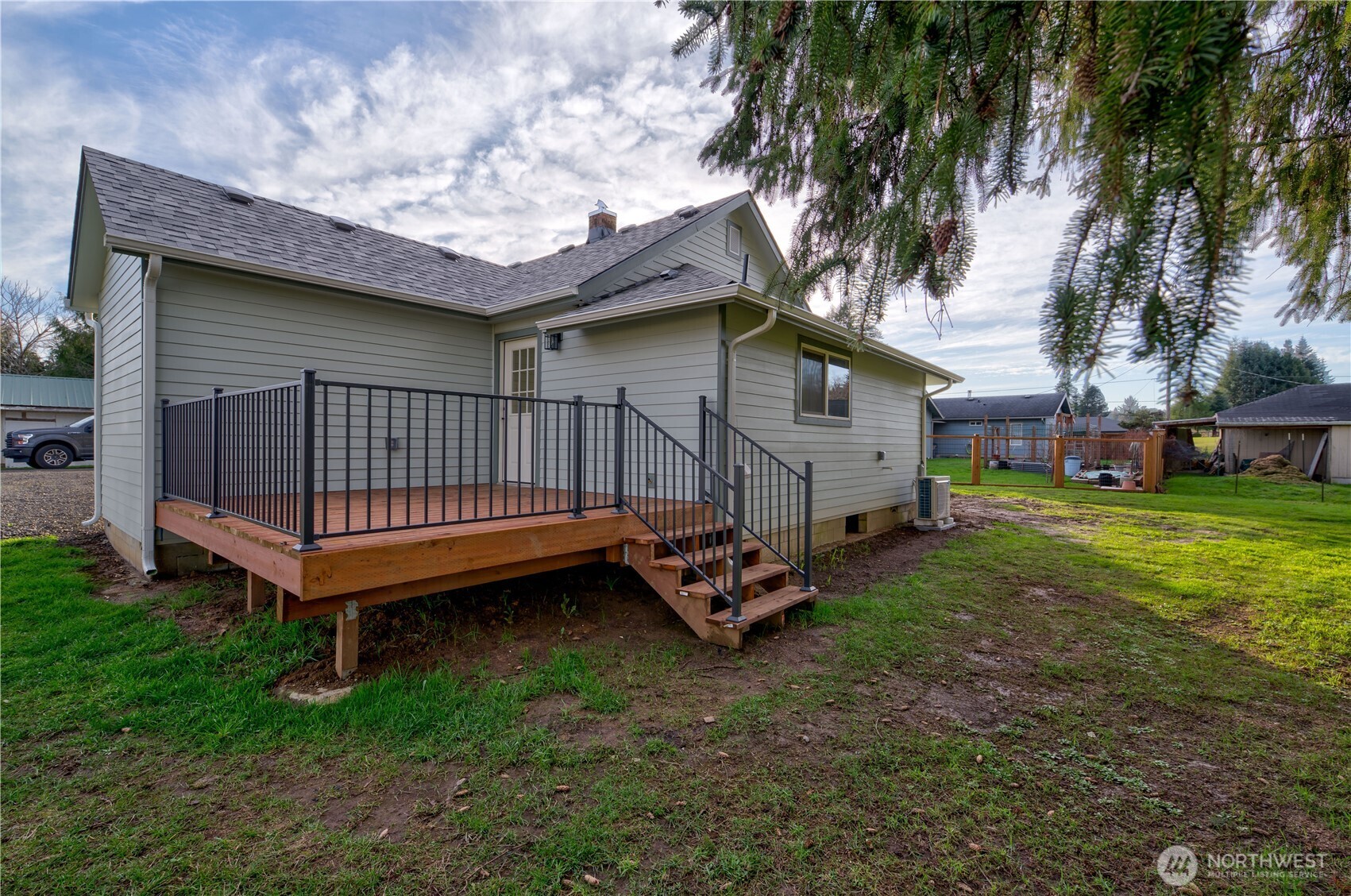 1365 Dolan Street , Raymond, WA 98577