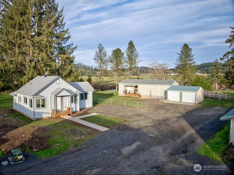 1365 Dolan Street , Raymond, WA 98577