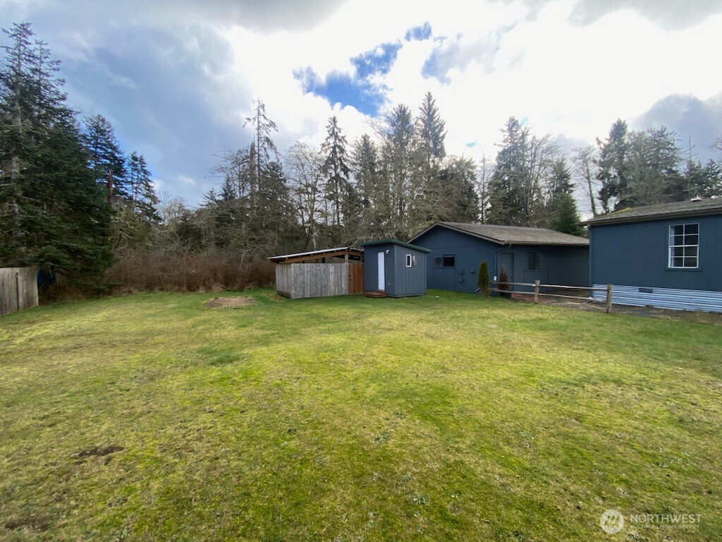 80 Salmon Street , Clallam Bay, WA 98326