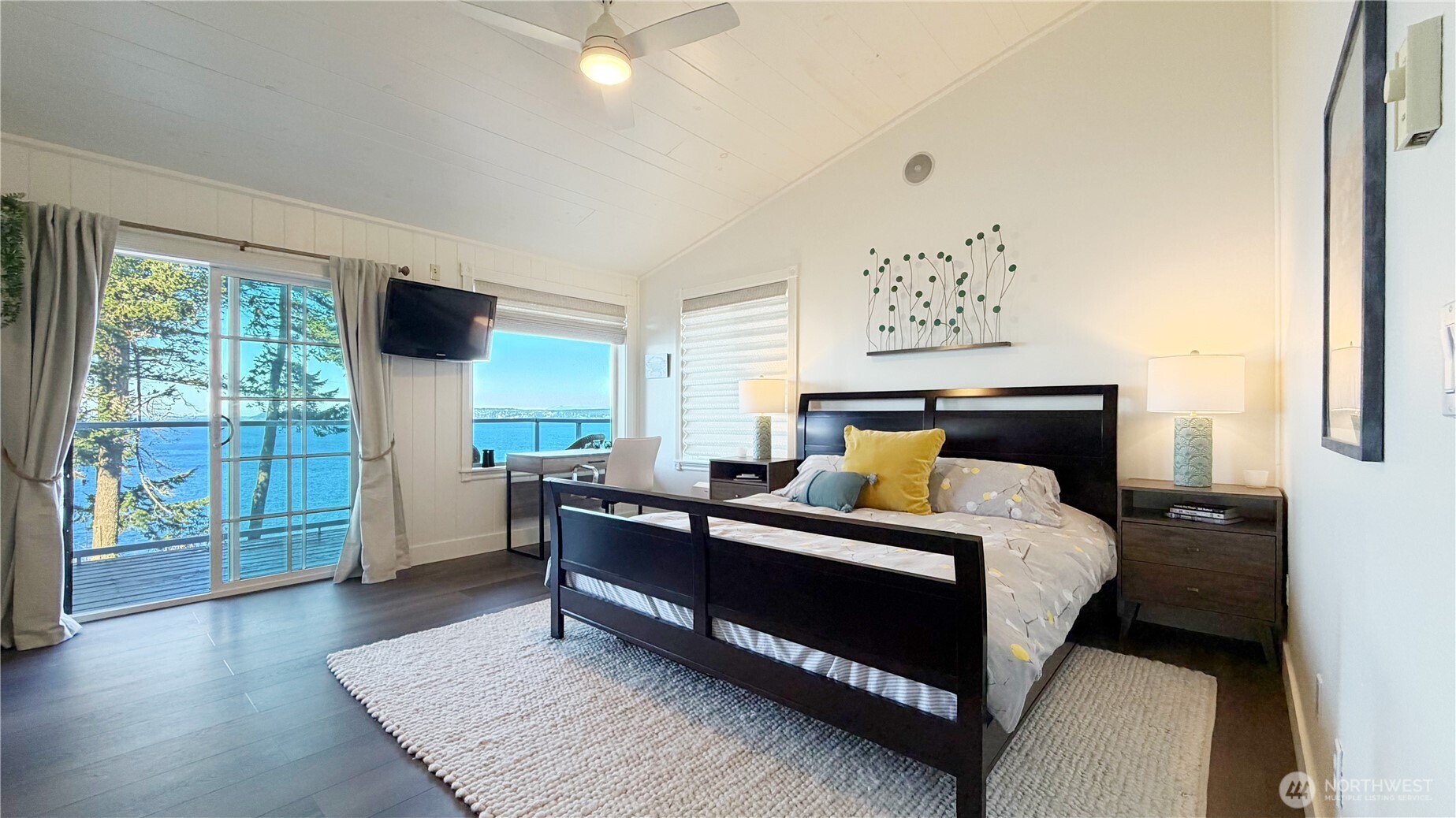 27 M Cascade Drive , Hat Island, WA 98206
