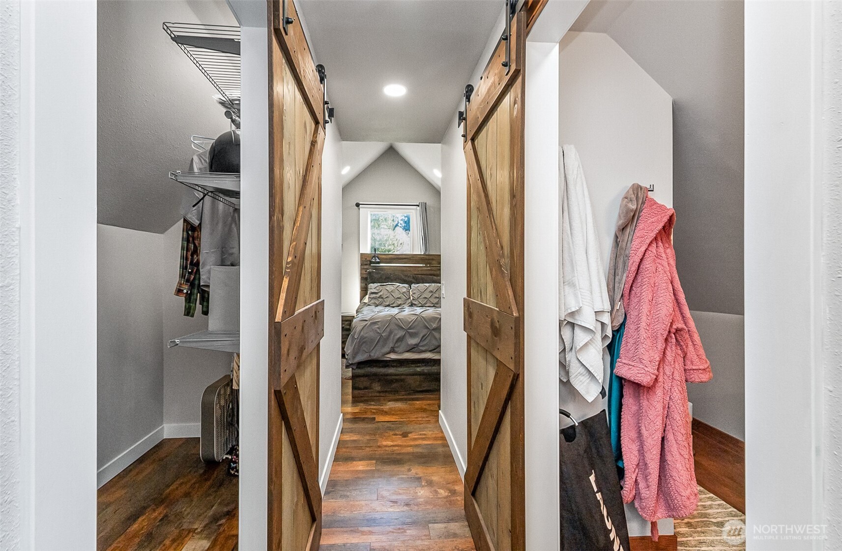 8711 State Route 92 , Granite Falls, WA 98252