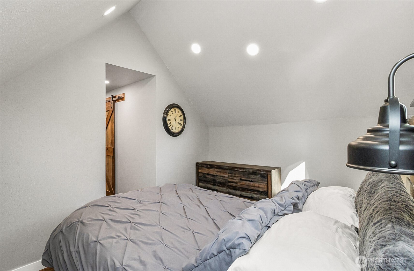 8711 State Route 92 , Granite Falls, WA 98252