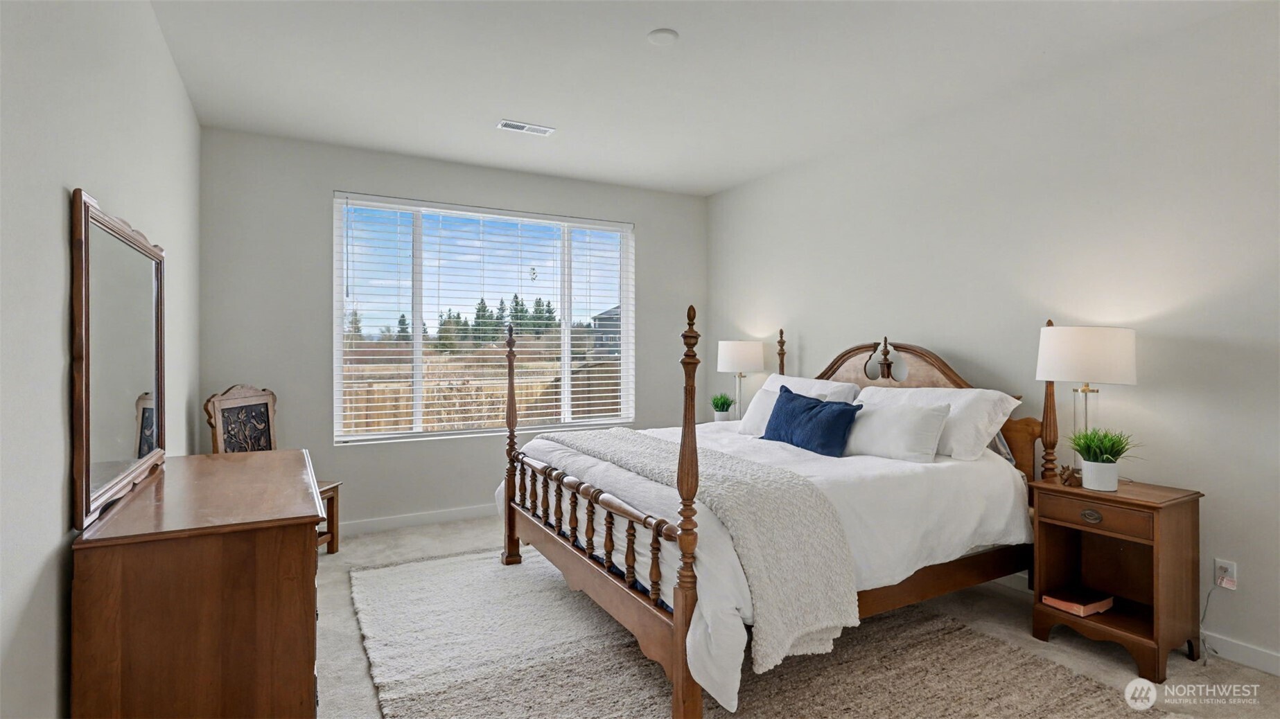 3555 Elmont Avenue , Enumclaw, WA 98022