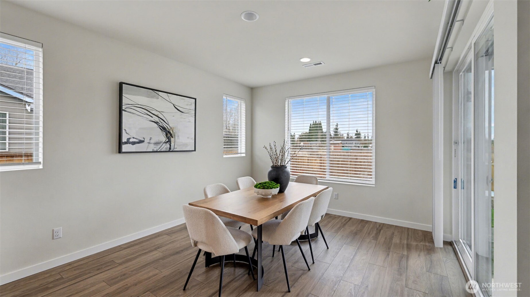 3555 Elmont Avenue , Enumclaw, WA 98022