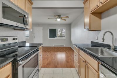 1902 Yakima Avenue ##6, Tacoma, WA 98405 - Photo 10