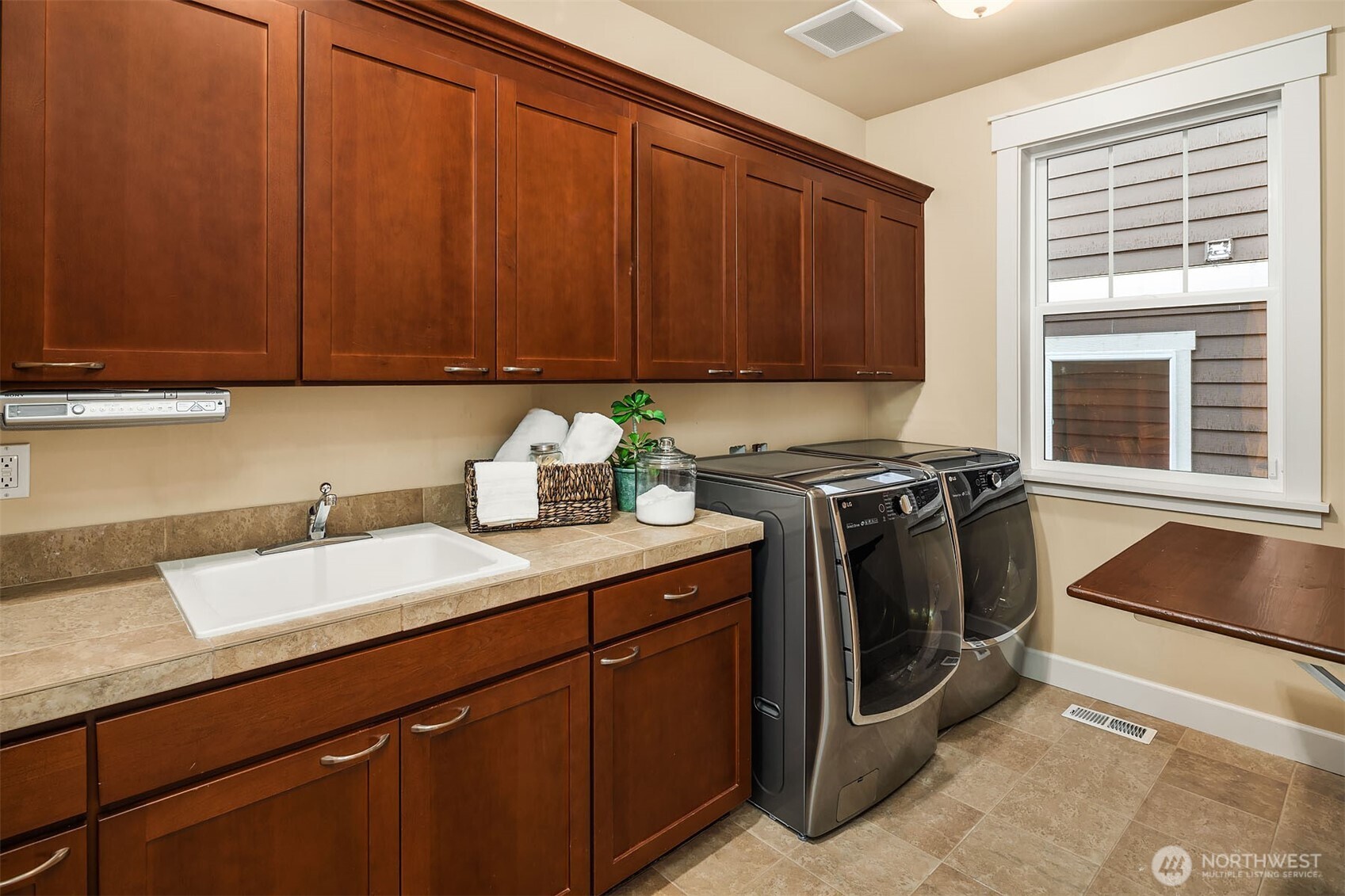 3311 Burnett Avenue N, Renton, WA 98056