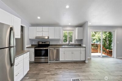 3355 SE Arcadia Road , Shelton, WA 98584 - Photo 13
