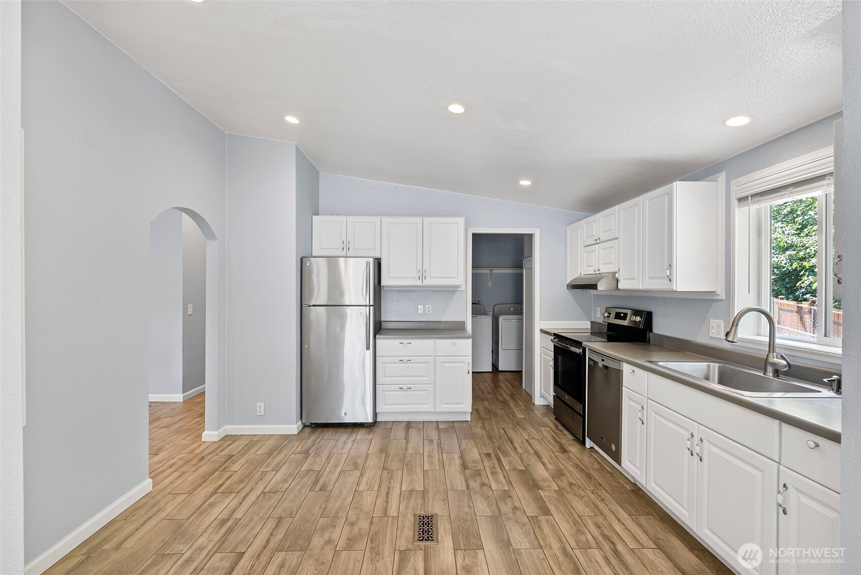 3355 SE Arcadia Road , Shelton, WA 98584
