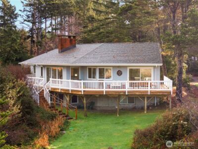 21909 Pacific Way , Ocean Park, WA 98640