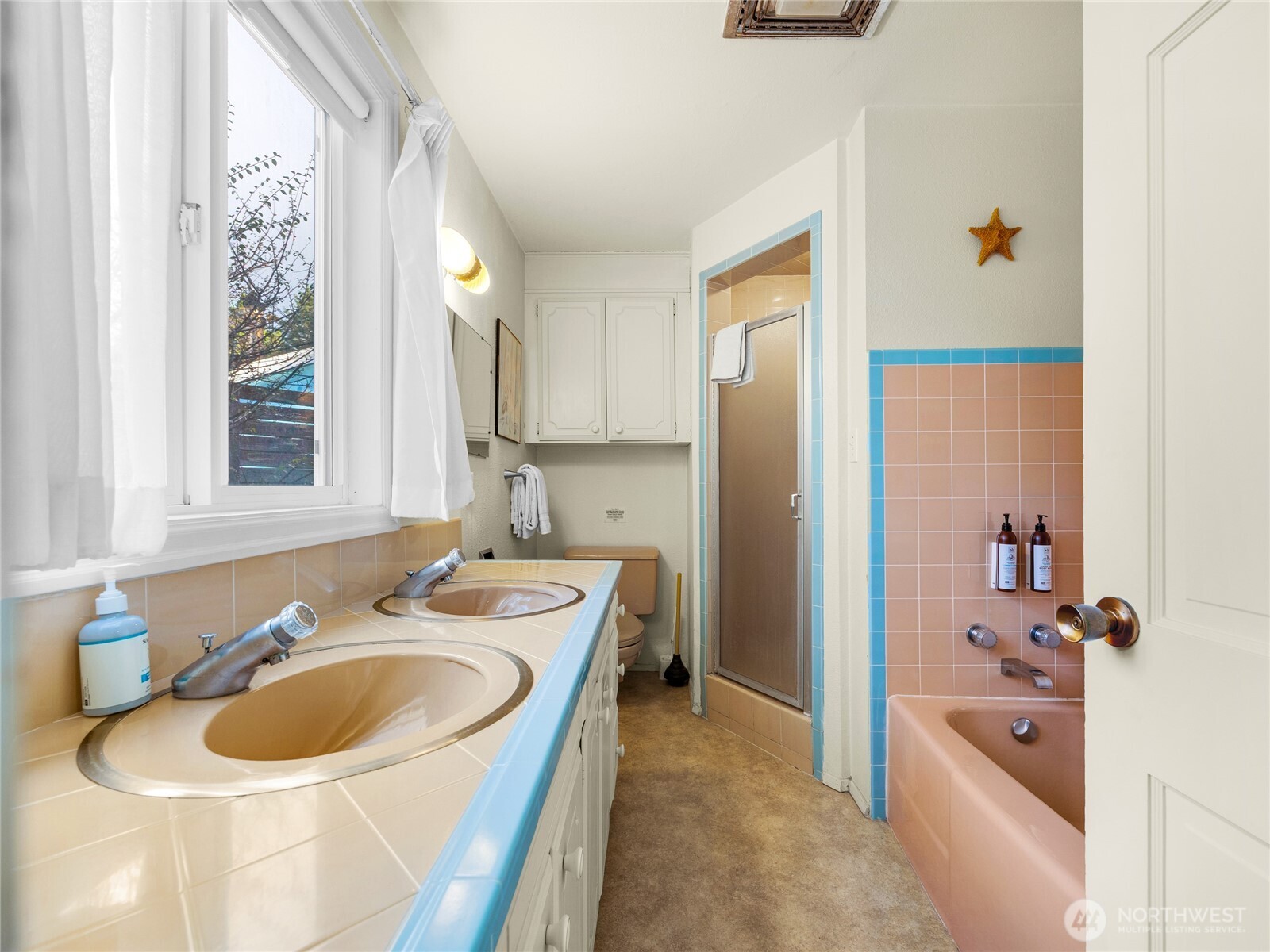 21909 Pacific Way , Ocean Park, WA 98640