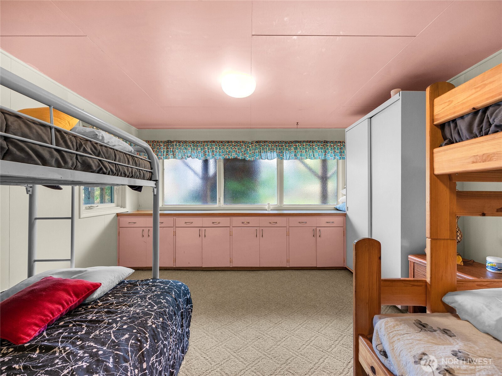 21909 Pacific Way , Ocean Park, WA 98640