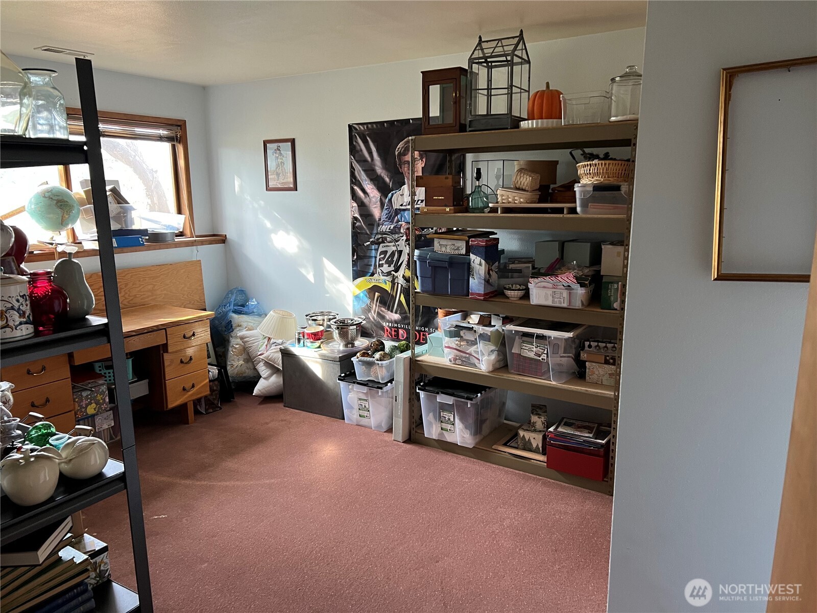 1501 N Grover Avenue , East Wenatchee, WA 98802