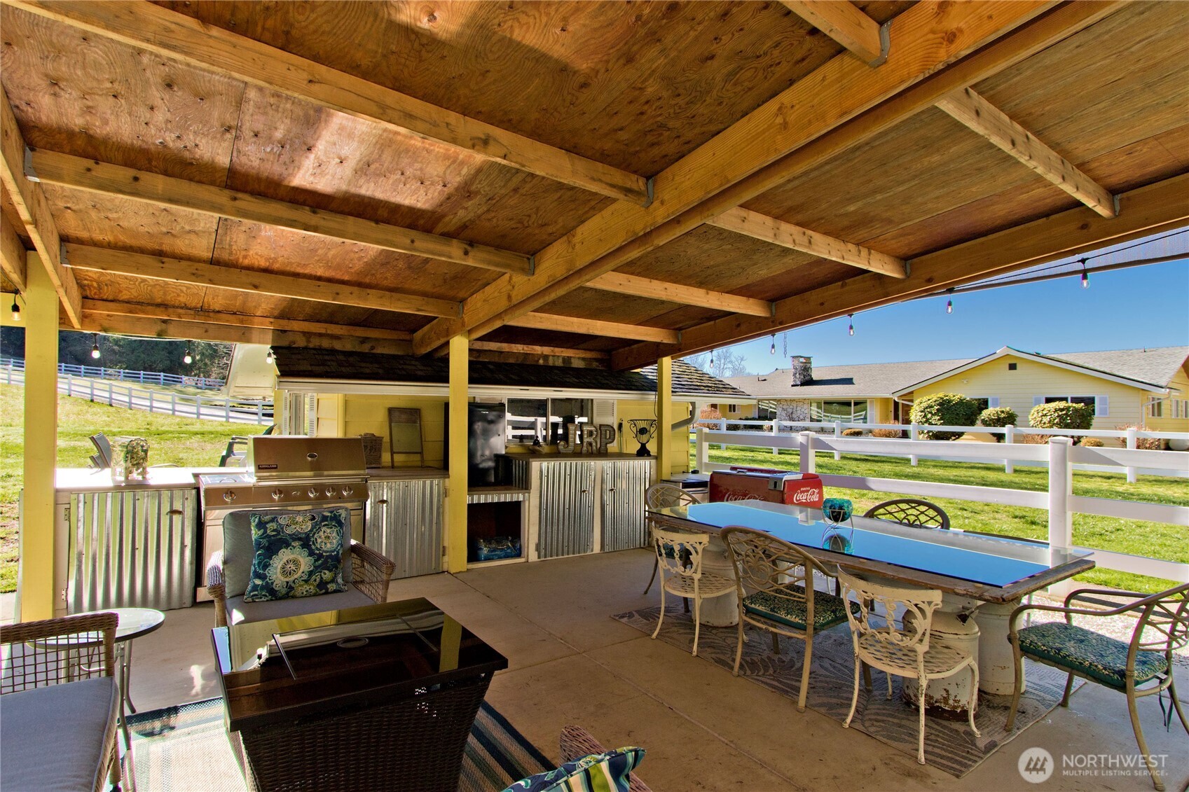 39811 272nd Avenue SE, Enumclaw, WA 98022