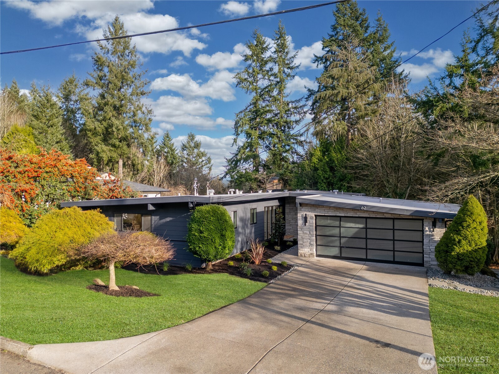 62 165th Avenue SE, Bellevue, WA 98008
