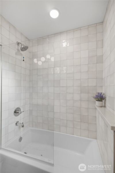 62 165th Avenue SE, Bellevue, WA 98008 - Photo 20