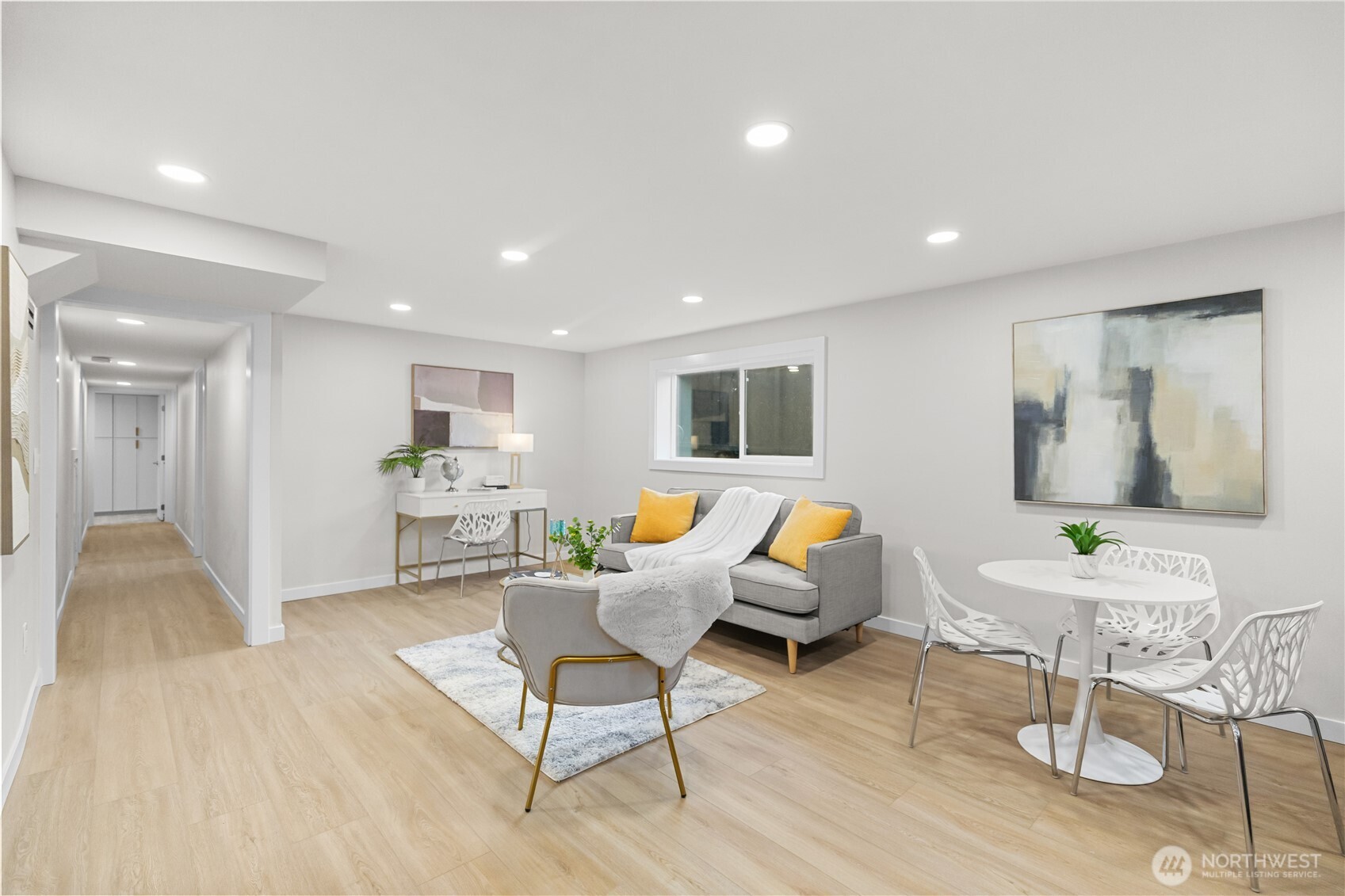 62 165th Avenue SE, Bellevue, WA 98008