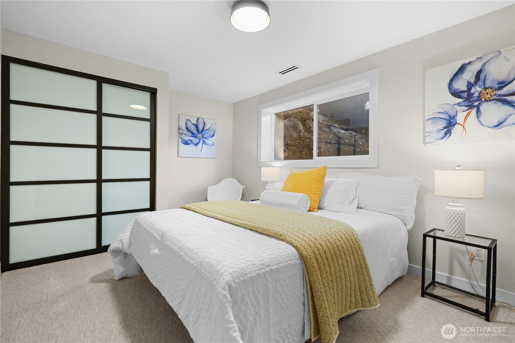 62 165th Avenue SE, Bellevue, WA 98008