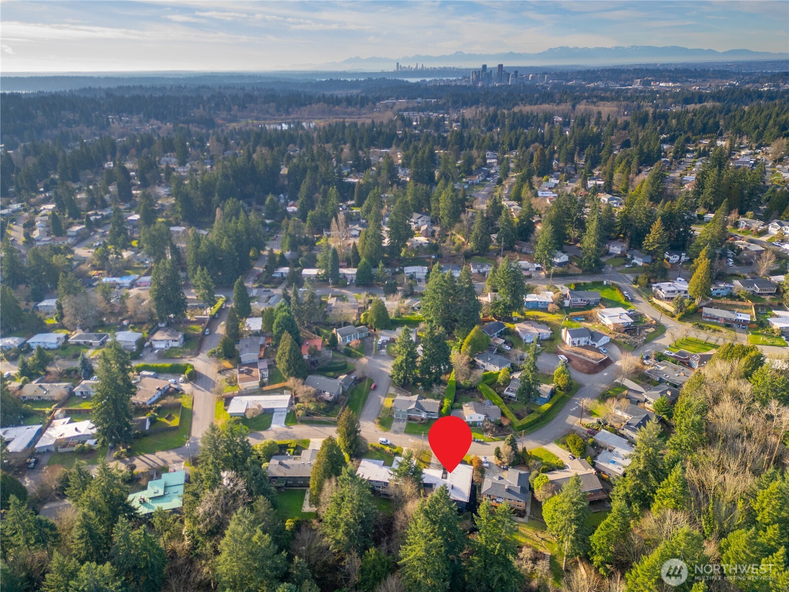 62 165th Avenue SE, Bellevue, WA 98008