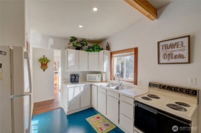 22604 S Place , Ocean Park, WA 98640 - Photo 6