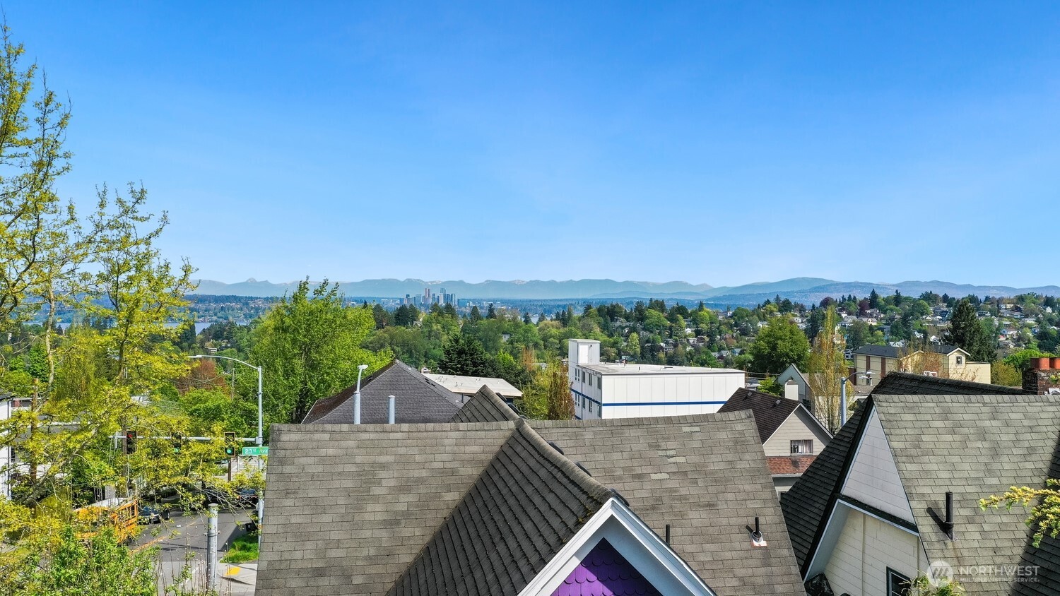 137 23rd Avenue E, Seattle, WA 98112