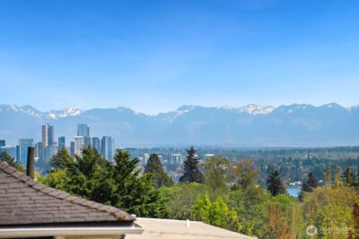 137 23rd Avenue E, Seattle, WA 98112 - Photo 22