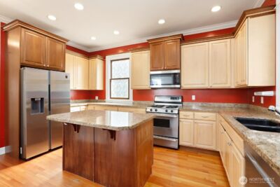 137 23rd Avenue E, Seattle, WA 98112 - Photo 26